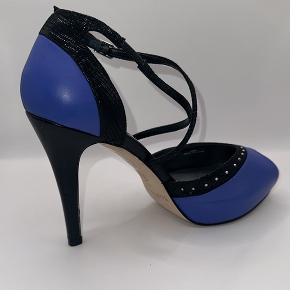 White House Black Market High Heels - Picture 7 of 10